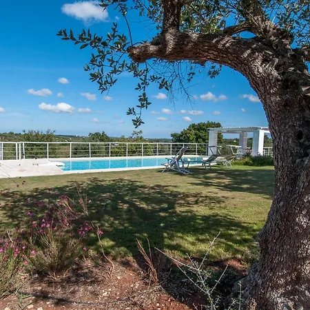 Trulli Santa Maria Dei Grani - Authentic Puglia Trulli With Private Pool & Scenic Garden Ceglie Messapica