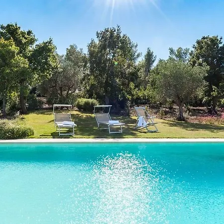 Helloapulia - Trulli Santa Maria Dei Grani * Ceglie Messapica